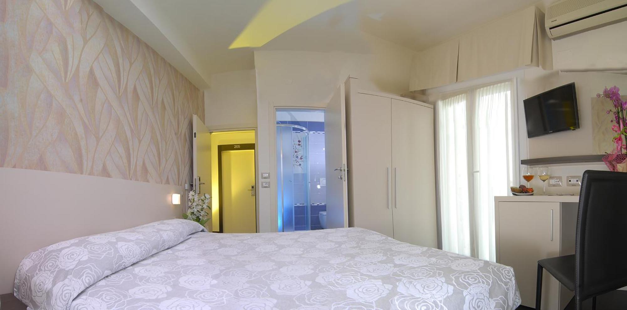 Hotel Letizia Rimini Exteriör bild