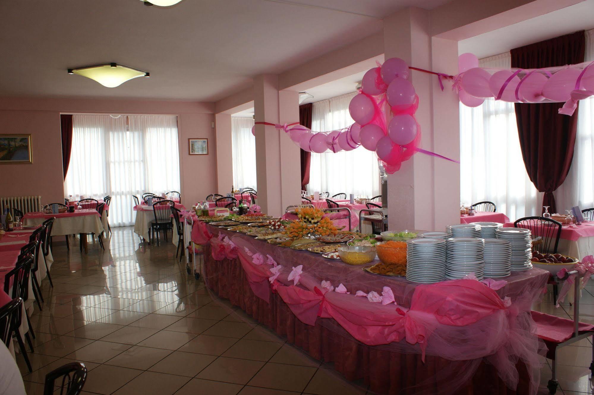 Hotel Letizia Rimini Exteriör bild